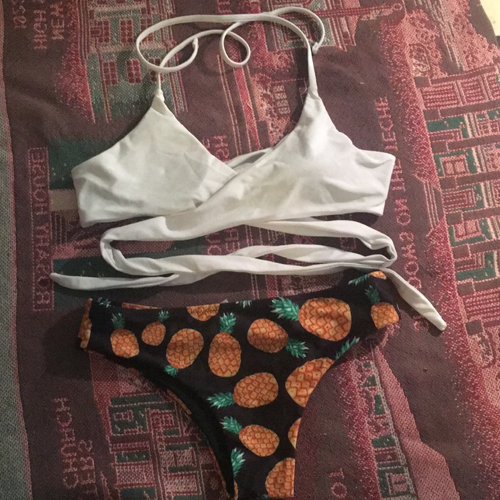 NEVER WORN bathing suit